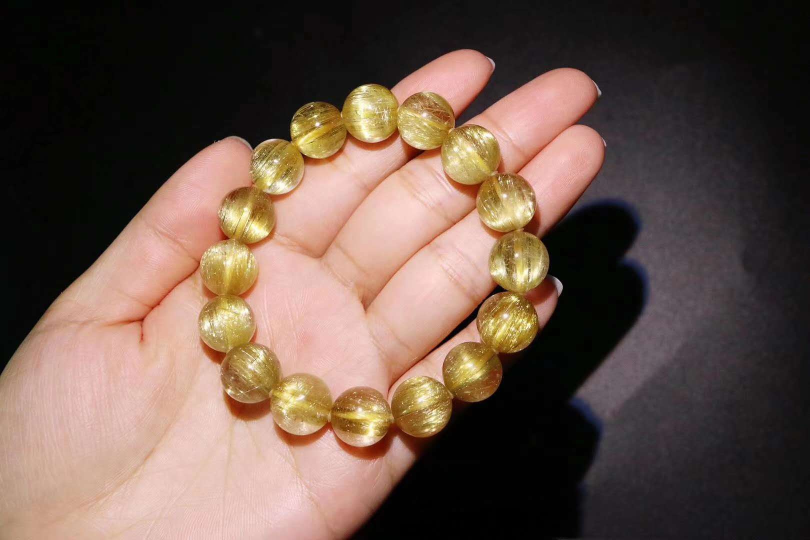 金发晶戴左手还是右手？金发晶保养消磁注意事项。