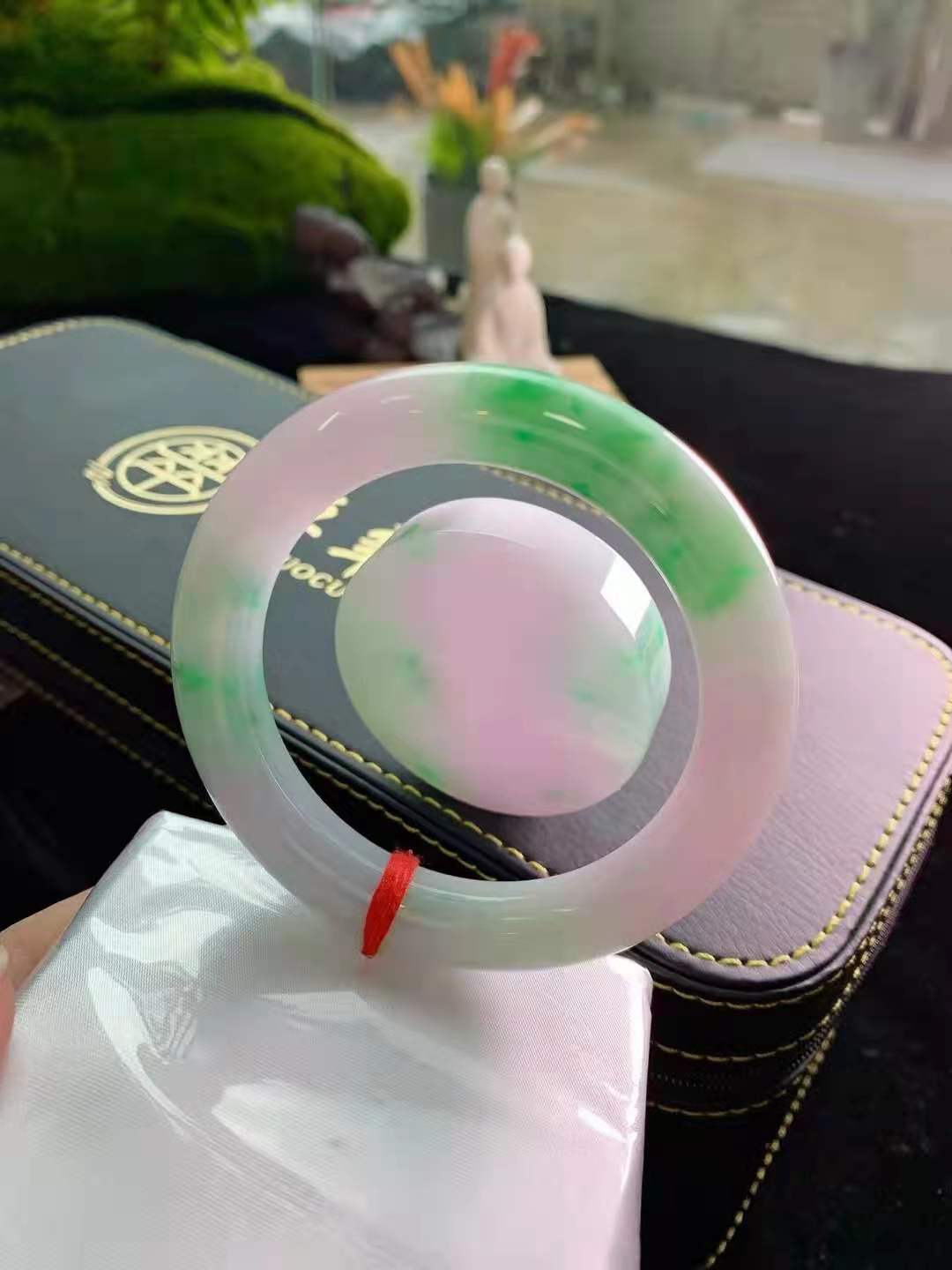 翡翠手镯有裂纹怎么修复
