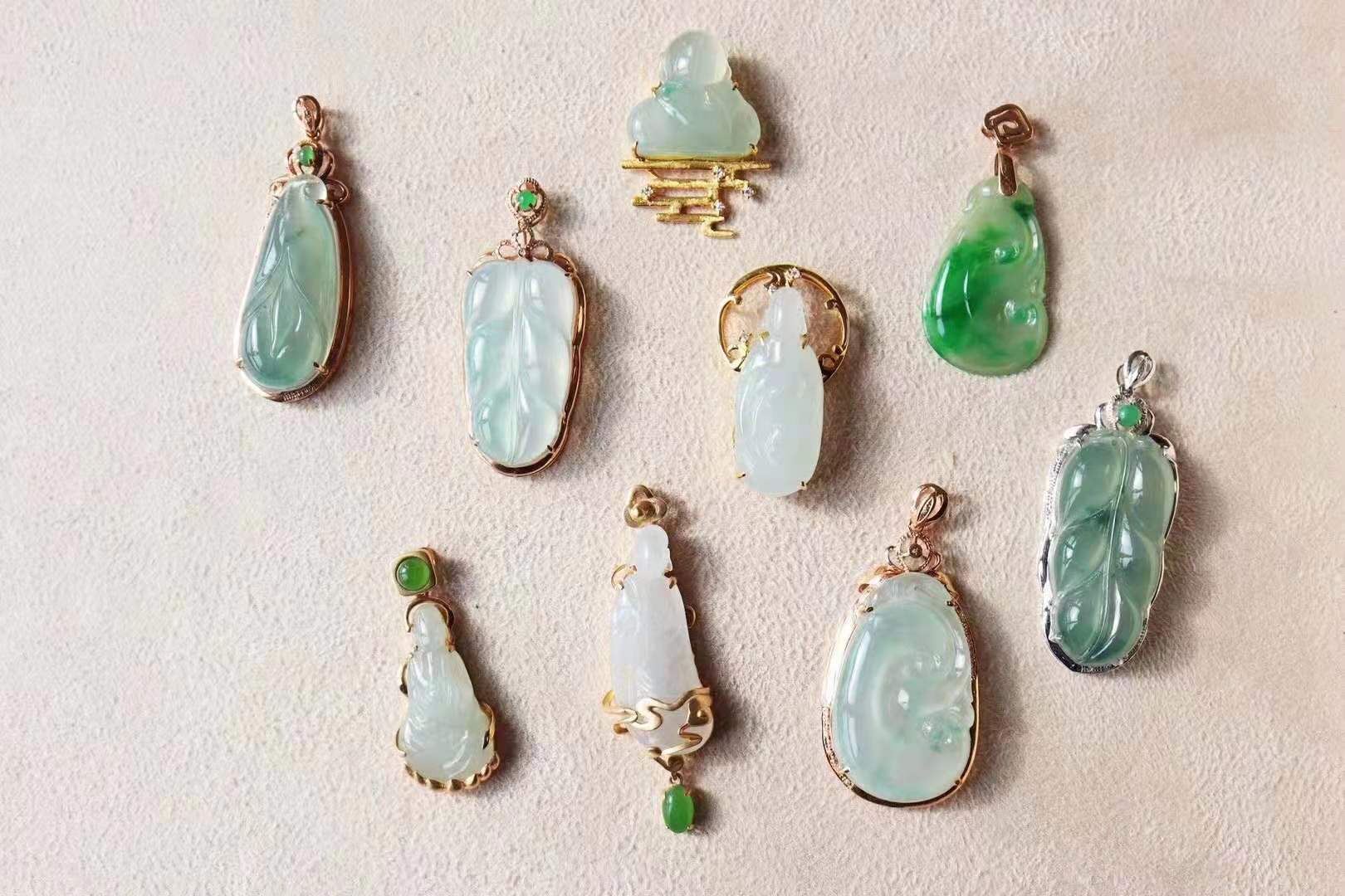 翡翠如意吊坠的寓意？翡翠如意吊坠的价格是多少？