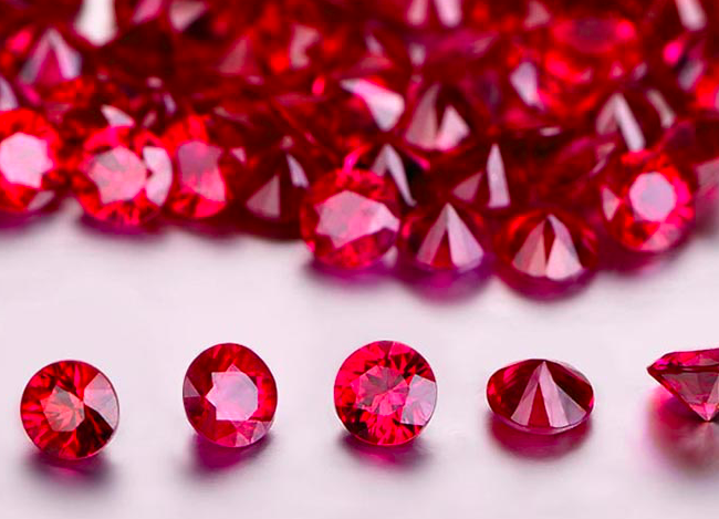 红宝石与钻石哪个值钱？一起看看吧
